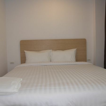Darisa Apartment Service Patong Exterior foto